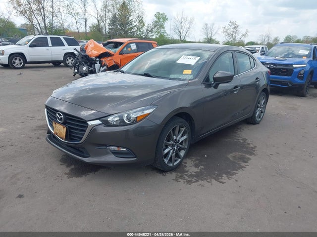 2018 Mazda Mazda3 Touring მანქანა იყიდება აუქციონზე, vin: 3MZBN1V33JM189287, აუქციონის ნომერი: 44948221