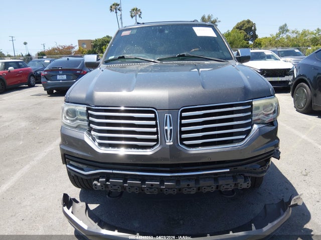 Lincoln Navigator 2015 5LMJJ2HT3FEJ09262 Image 12
