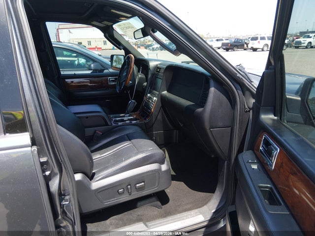 Lincoln Navigator 2015 5LMJJ2HT3FEJ09262 Image 5