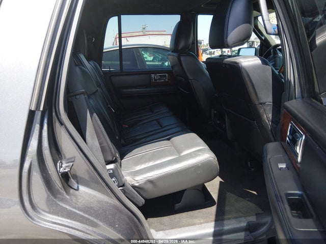 Lincoln Navigator 2015 5LMJJ2HT3FEJ09262 Image 8