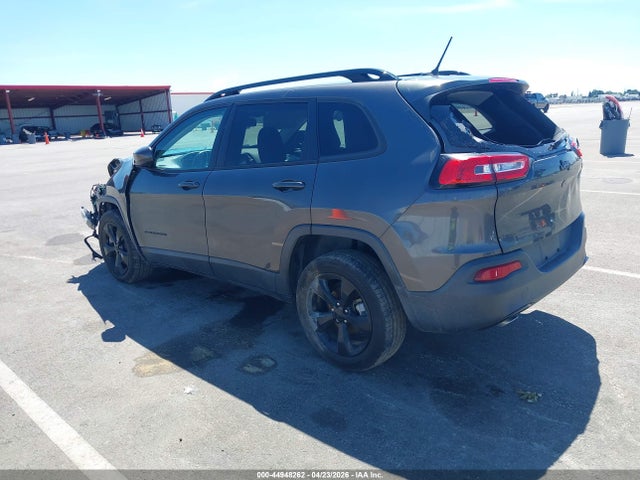 44948262 :رقم المزاد ، 1C4PJLCB5JD531506 vin ، 2018 Jeep Cherokee Latitude Fwd مزاد بيع