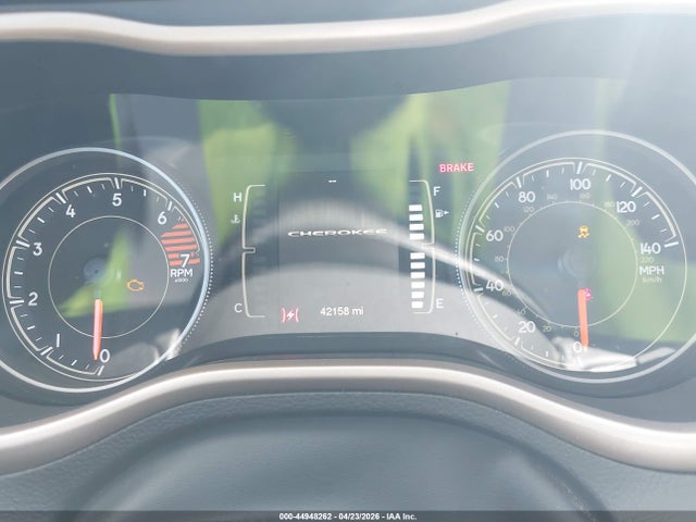 44948262 :رقم المزاد ، 1C4PJLCB5JD531506 vin ، 2018 Jeep Cherokee Latitude Fwd مزاد بيع