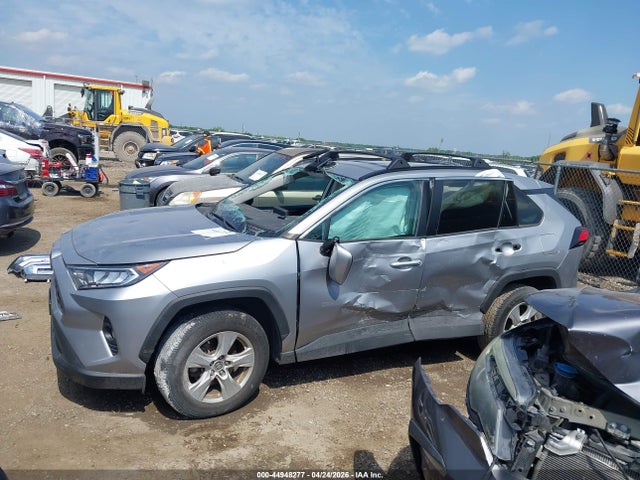 Продаж на аукціоні авто 2020 Toyota Rav4 Xle, vin: 2T3W1RFV1LC053788, номер лоту: 44948277