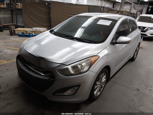 2013 Hyundai Elantra Gt მანქანა იყიდება აუქციონზე, vin: KMHD35LE8DU128994, აუქციონის ნომერი: 44948293