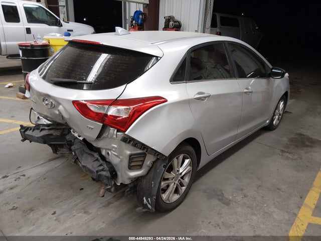 2013 Hyundai Elantra Gt მანქანა იყიდება აუქციონზე, vin: KMHD35LE8DU128994, აუქციონის ნომერი: 44948293