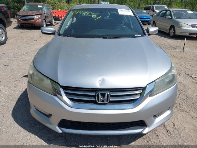 Продажа на аукционе авто 2014 Honda Accord Sport, vin: 1HGCR2F53EA033823, номер лота: 44948369