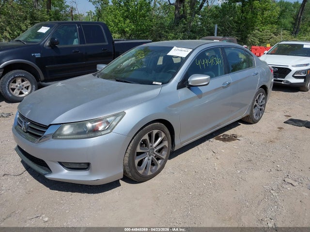 Продажа на аукционе авто 2014 Honda Accord Sport, vin: 1HGCR2F53EA033823, номер лота: 44948369