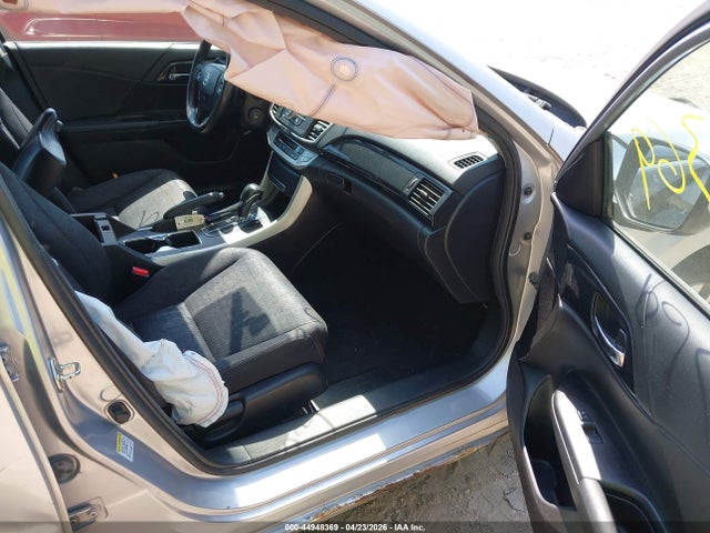 Продажа на аукционе авто 2014 Honda Accord Sport, vin: 1HGCR2F53EA033823, номер лота: 44948369
