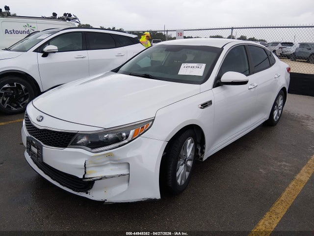 Продаж на аукціоні авто 2017 Kia Optima Lx, vin: 5XXGT4L35HG133625, номер лоту: 44948382