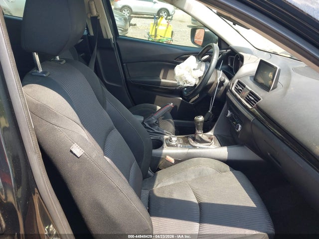 3MZBM1L75FM177805 Mazda Mazda3 I Touring