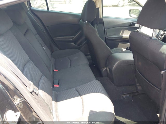 3MZBM1L75FM177805 Mazda Mazda3 I Touring