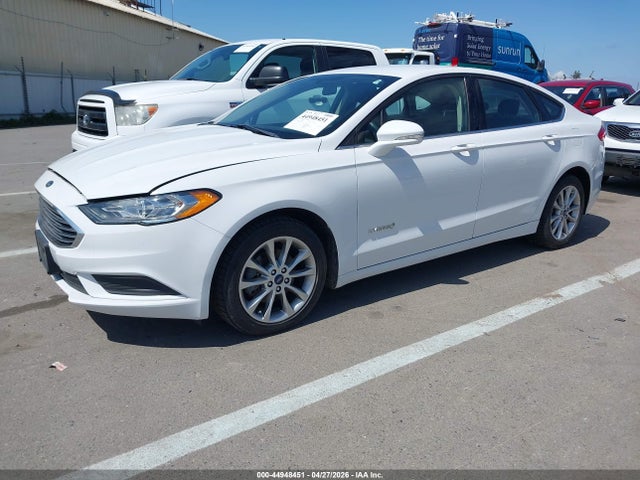 2017 Ford Fusion Hybrid Se მანქანა იყიდება აუქციონზე, vin: 3FA6P0LU2HR294880, აუქციონის ნომერი: 44948451