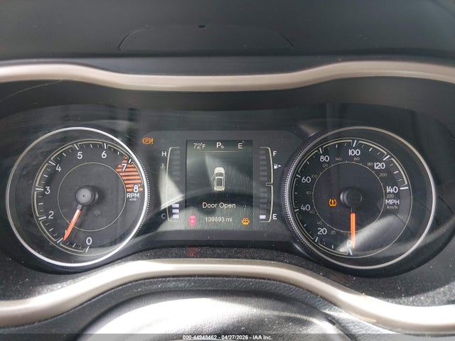 2016 Jeep Cherokee Altitude მანქანა იყიდება აუქციონზე, vin: 1C4PJLCS3GW106797, აუქციონის ნომერი: 44948462