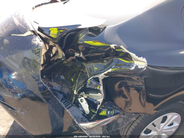 44948464 :رقم المزاد ، 3N1CN7AP8KL865813 vin ، 2019 Nissan Versa 1.6 Sv مزاد بيع