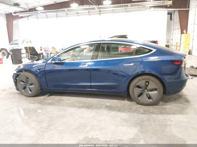 2020 Tesla Model 3 Long Range Dual Motor All-wheel Drive მანქანა იყიდება აუქციონზე, vin: 5YJ3E1EB3LF636304, აუქციონის ნომერი: 44948482