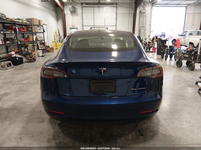 2020 Tesla Model 3 Long Range Dual Motor All-wheel Drive მანქანა იყიდება აუქციონზე, vin: 5YJ3E1EB3LF636304, აუქციონის ნომერი: 44948482