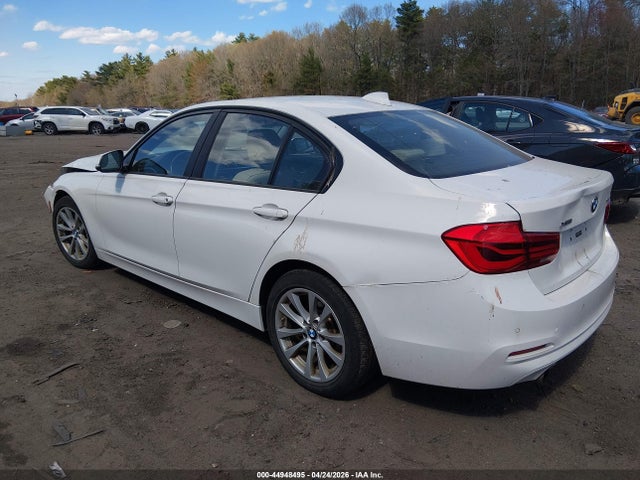 2017 Bmw 320i Xdrive მანქანა იყიდება აუქციონზე, vin: WBA8A3C56HK691122, აუქციონის ნომერი: 44948495