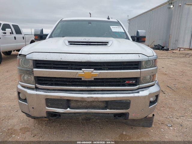Продаж на аукціоні авто 2017 Chevrolet Silverado 3500hd Ltz, vin: 1GC4K0CY4HF141966, номер лоту: 44948498