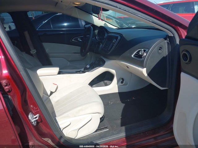 2015 Chrysler 200 Limited მანქანა იყიდება აუქციონზე, vin: 1C3CCCAB2FN554288, აუქციონის ნომერი: 44948500