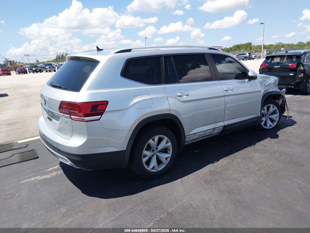 44948508 :رقم المزاد ، 1V2CR2CA2JC560734 vin ، 2018 Volkswagen Atlas 3.6l V6 Se مزاد بيع