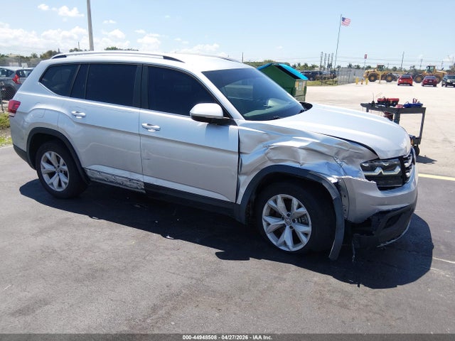 44948508 :رقم المزاد ، 1V2CR2CA2JC560734 vin ، 2018 Volkswagen Atlas 3.6l V6 Se مزاد بيع