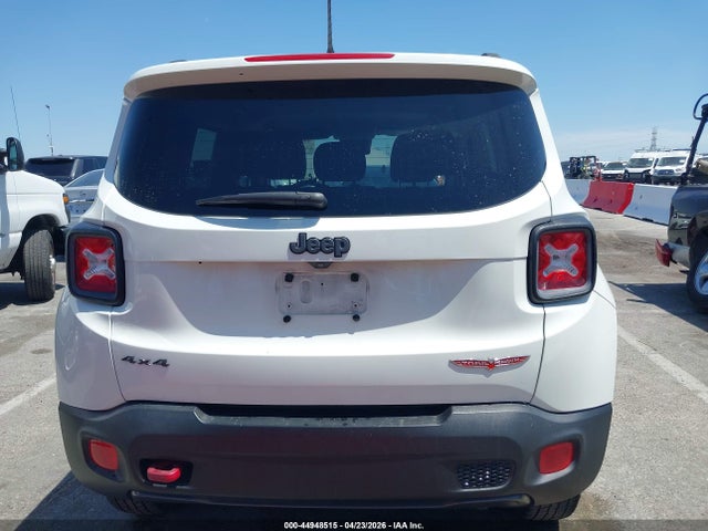 44948515 :رقم المزاد ، ZACCJBCT6GPD70790 vin ، 2016 Jeep Renegade Trailhawk مزاد بيع