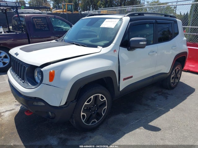 44948515 :رقم المزاد ، ZACCJBCT6GPD70790 vin ، 2016 Jeep Renegade Trailhawk مزاد بيع
