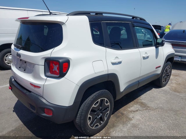 44948515 :رقم المزاد ، ZACCJBCT6GPD70790 vin ، 2016 Jeep Renegade Trailhawk مزاد بيع