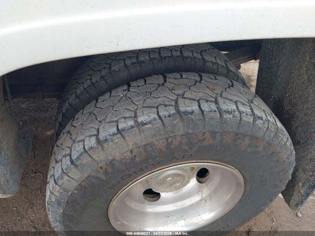 44948521 :رقم المزاد ، 3B7MC33C5TM129692 vin ، 1996 Dodge Ram 3500 مزاد بيع