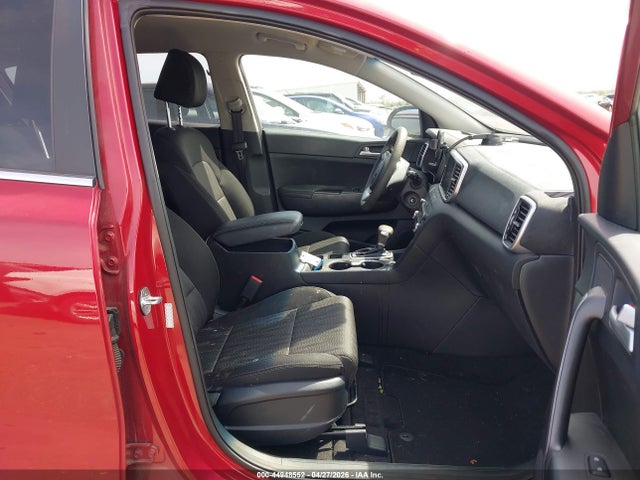 Продажа на аукционе авто 2022 Kia Sportage Lx, vin: KNDPMCAC8N7960775, номер лота: 44948552