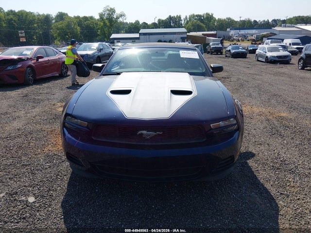 44948563 :رقم المزاد ، 1ZVBP8EM6C5208127 vin ، 2012 Ford Mustang V6 مزاد بيع