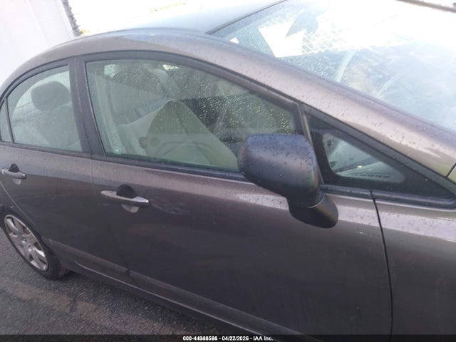 44948566 :رقم المزاد ، 2HGFA1F51BH517064 vin ، 2011 Honda Civic Lx مزاد بيع