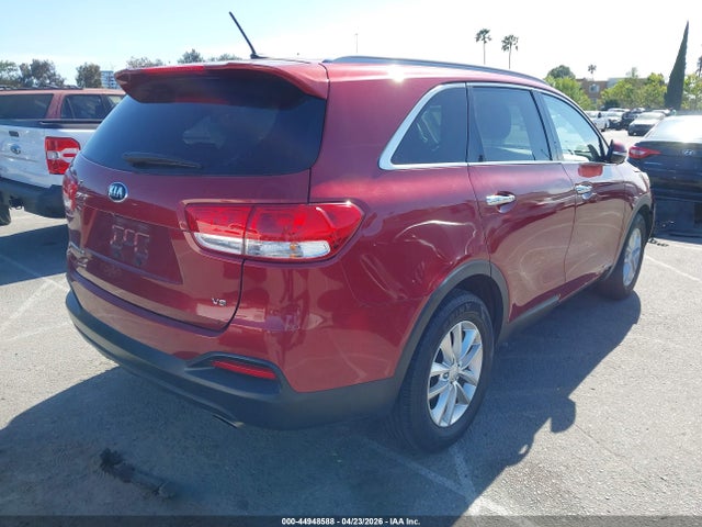 5XYPGDA59GG131864 KIA Sorento 3.3l Lx