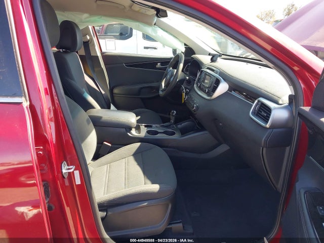5XYPGDA59GG131864 KIA Sorento 3.3l Lx