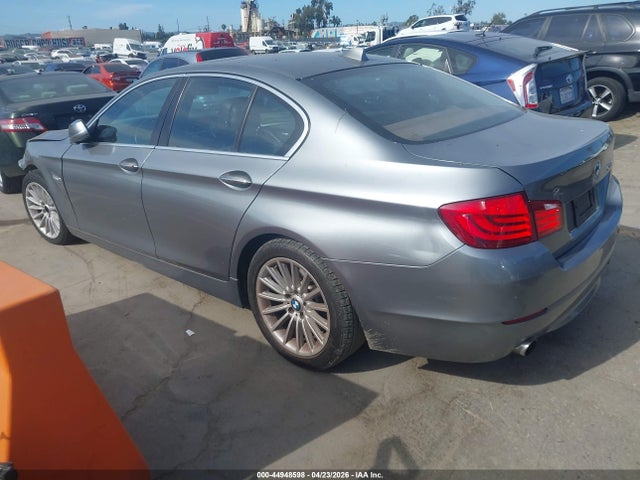 2011 Bmw 535i მანქანა იყიდება აუქციონზე, vin: WBAFR7C58BC601882, აუქციონის ნომერი: 44948598
