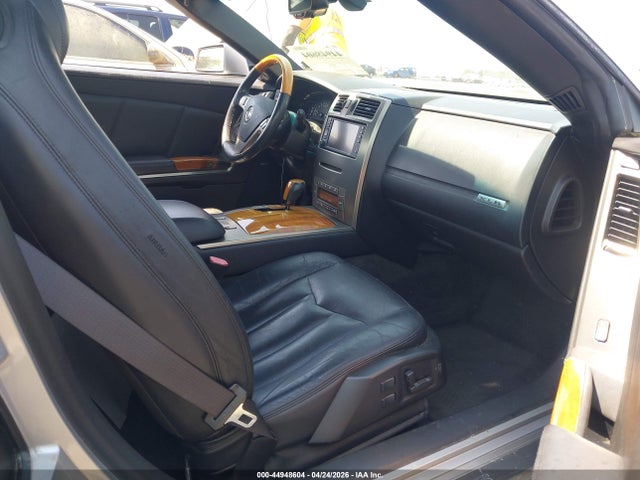 44948604 :رقم المزاد ، 1G6DC54A055602354 vin ، 2005 Cadillac Xlr مزاد بيع