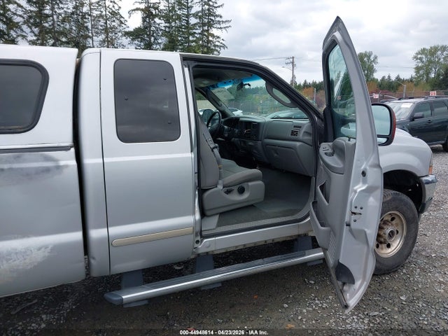 2004 Ford F-250 Lariat/xl/xlt მანქანა იყიდება აუქციონზე, vin: 1FTNX21P64EC90360, აუქციონის ნომერი: 44948614