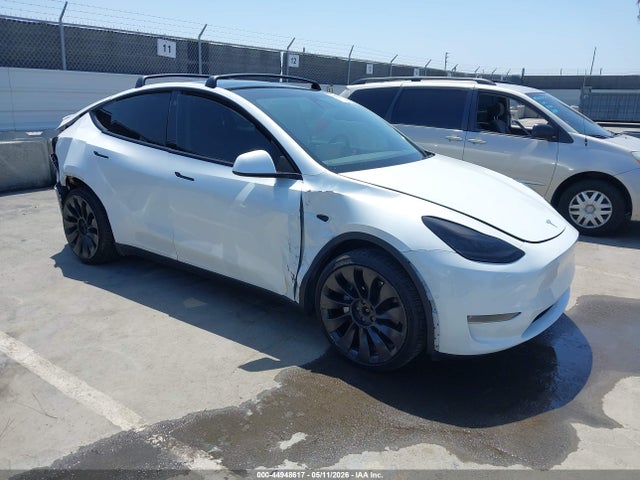 Auction sale of the 2021 Tesla Model Y Long Range Dual Motor All-wheel Drive, vin: 5YJYGDEE2MF097364, lot number: 44948617