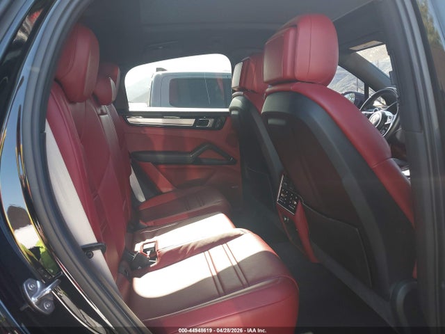 Aukcja sprzedaży 2023 Porsche Cayenne Coupe S/s Platinum Edition, vin: WP1BB2AY3PDA30484, numer aukcji: 44948619