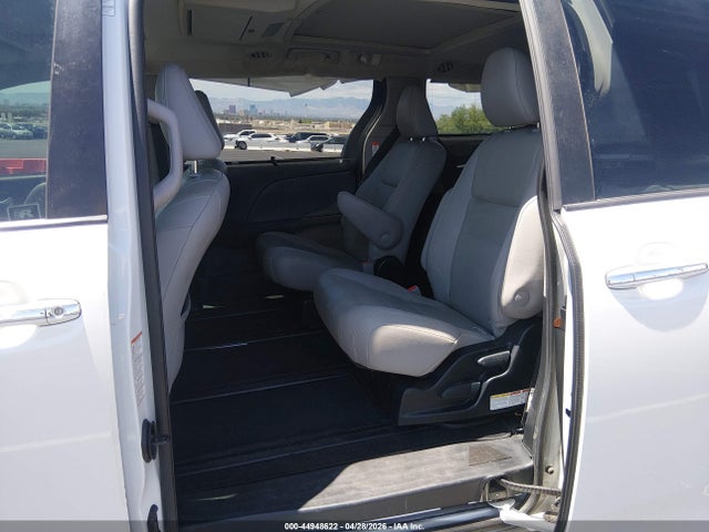 Продаж на аукціоні авто 2020 Toyota Sienna Limited Premium, vin: 5TDDZ3DC5LS234617, номер лоту: 44948622