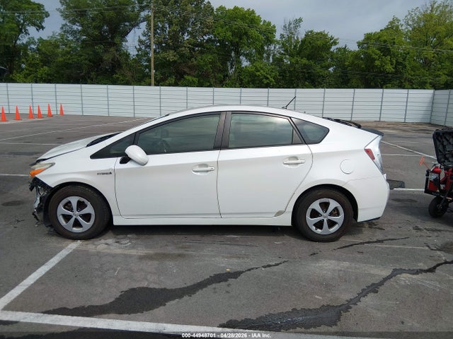 44948701 :رقم المزاد ، JTDKN3DU6D5588164 vin ، 2013 Toyota Prius Two مزاد بيع