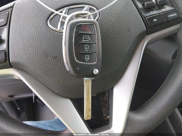 2019 Hyundai Tucson Se მანქანა იყიდება აუქციონზე, vin: KM8J23A43KU057348, აუქციონის ნომერი: 44948731