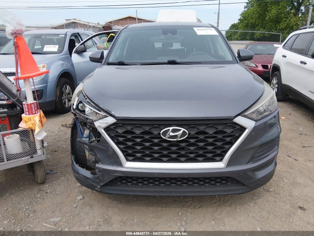 2019 Hyundai Tucson Se მანქანა იყიდება აუქციონზე, vin: KM8J23A43KU057348, აუქციონის ნომერი: 44948731