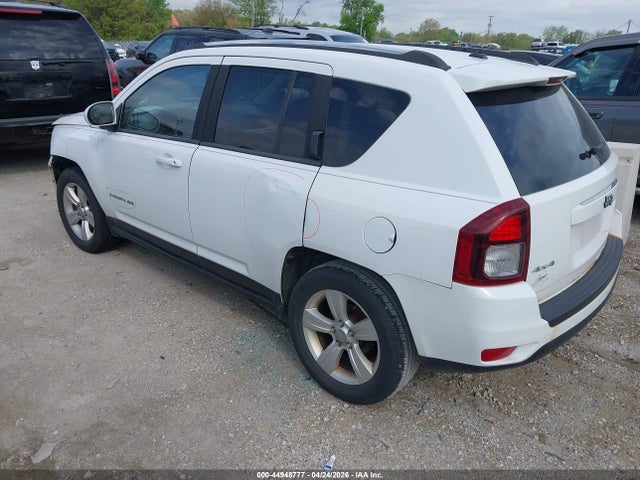 2014 Jeep Compass Latitude მანქანა იყიდება აუქციონზე, vin: 1C4NJDEB5ED601070, აუქციონის ნომერი: 44948777