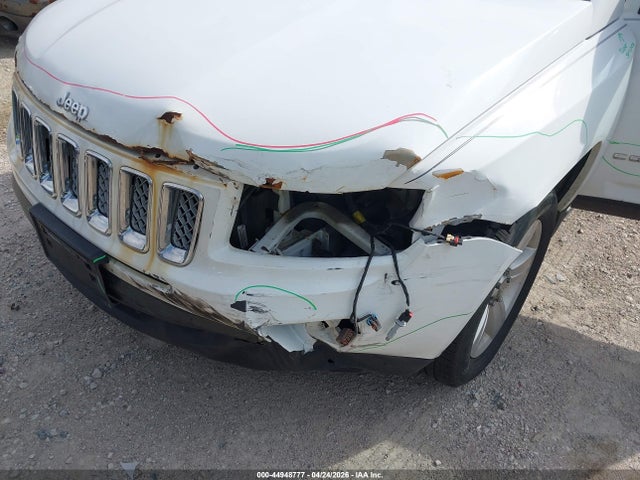 2014 Jeep Compass Latitude მანქანა იყიდება აუქციონზე, vin: 1C4NJDEB5ED601070, აუქციონის ნომერი: 44948777