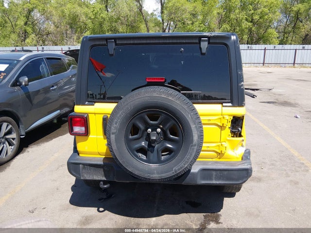 1C4HJXDG4MW725250 Jeep Wrangler Unlimited Sport 4x4