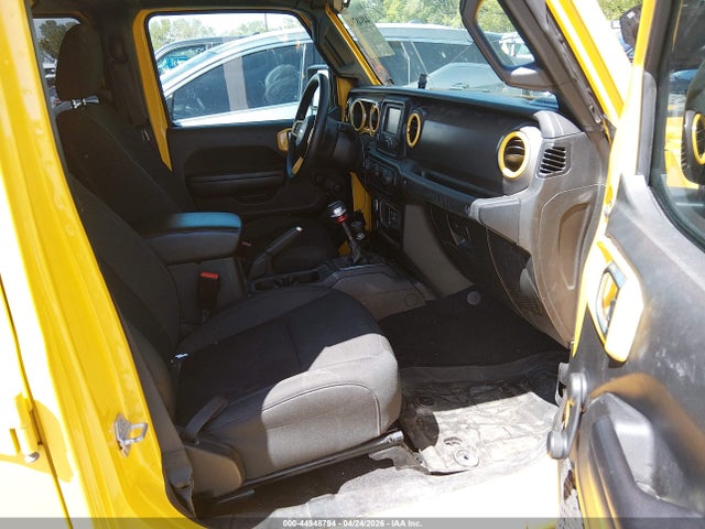 1C4HJXDG4MW725250 Jeep Wrangler Unlimited Sport 4x4