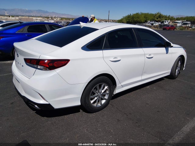 5NPE24AF1JH687911 Hyundai SONATA SE