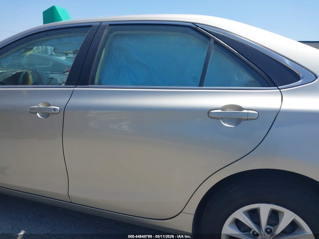 Toyota CAMRY LE 2016 4T4BF1FK1GR581535 Image 15