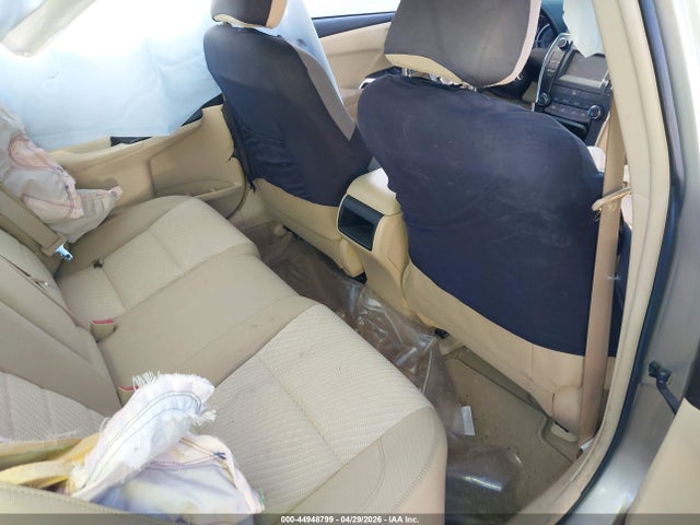 Toyota CAMRY LE 2016 4T4BF1FK1GR581535 Image 8